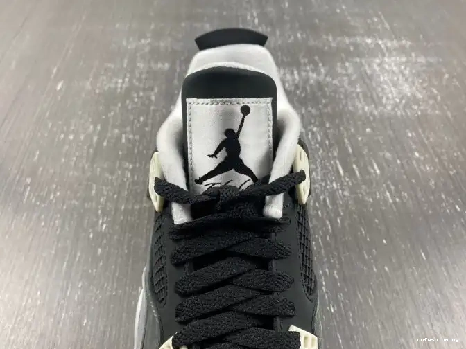 626969-030 (2013) 4 Retro Fear Jordan Pack 0621